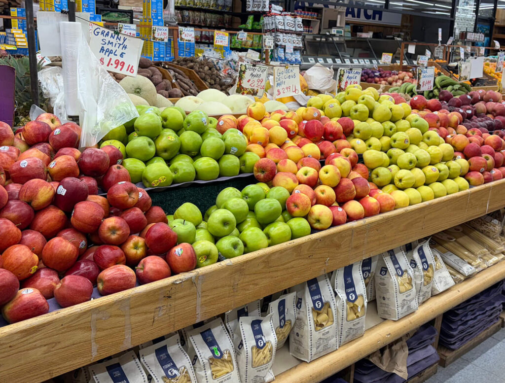 Apples-crop